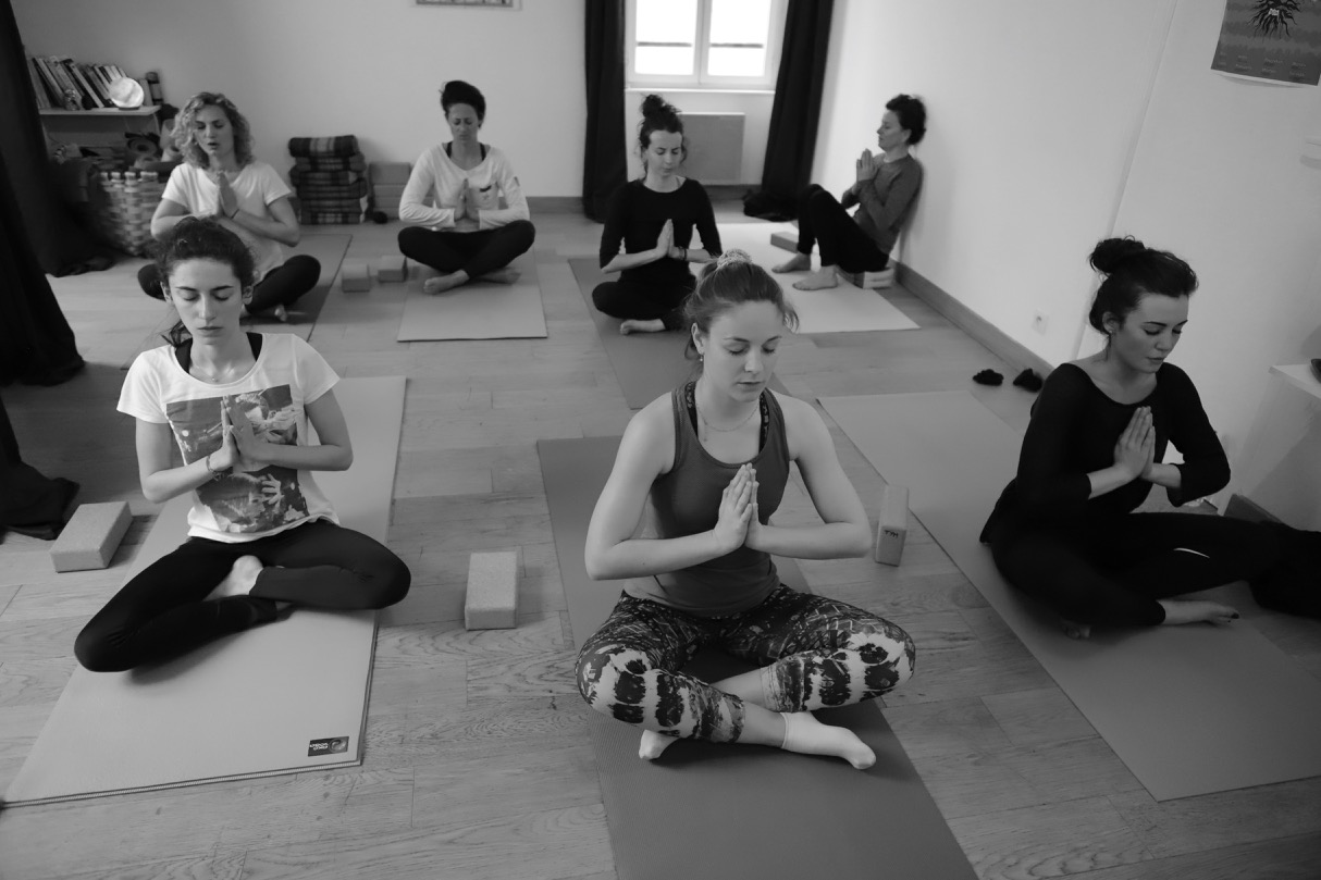 THAI YOGA MASSAGE