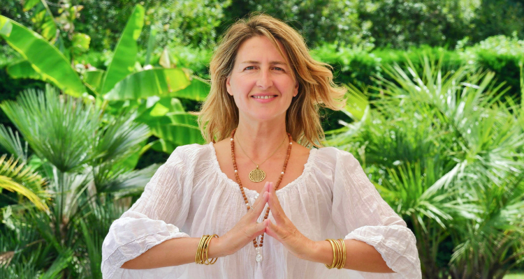 Stage de yoga Hatha flow avec Nathalie Sauvegrain